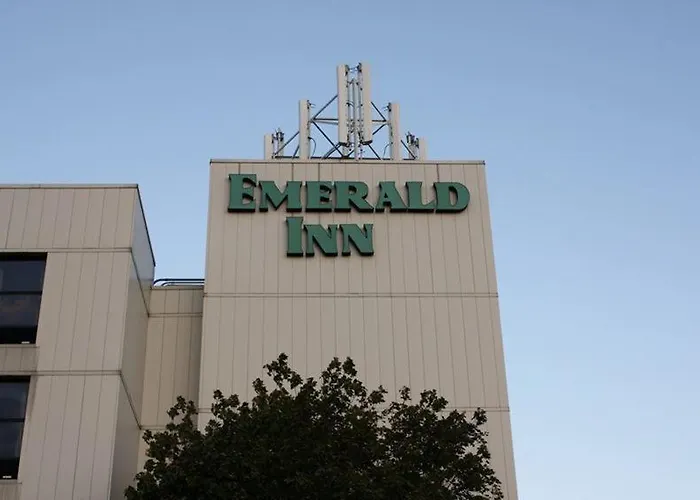 Emerald Inn